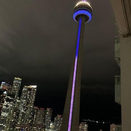 Luxury Condo With Cn Tower View Toronto Buitenkant foto