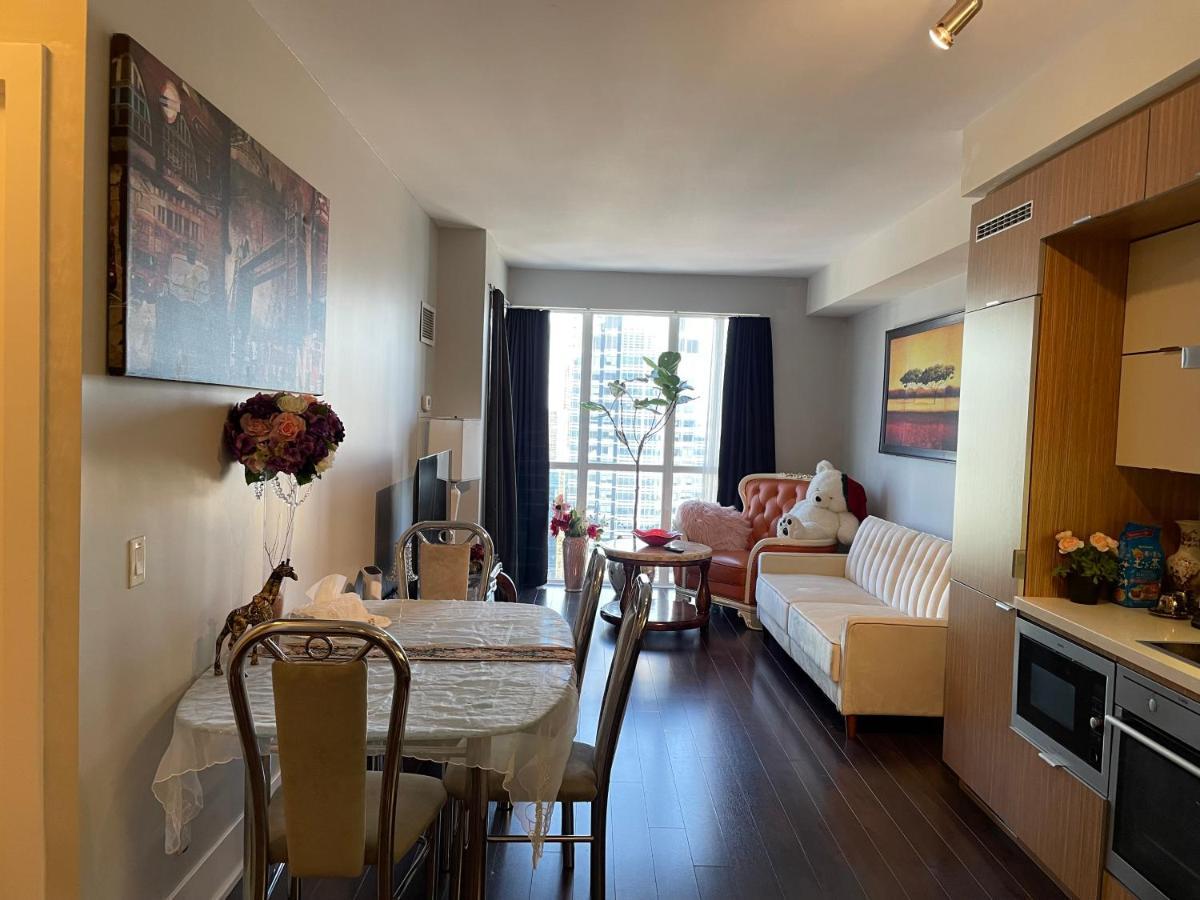 Luxury Condo With Cn Tower View Toronto Buitenkant foto