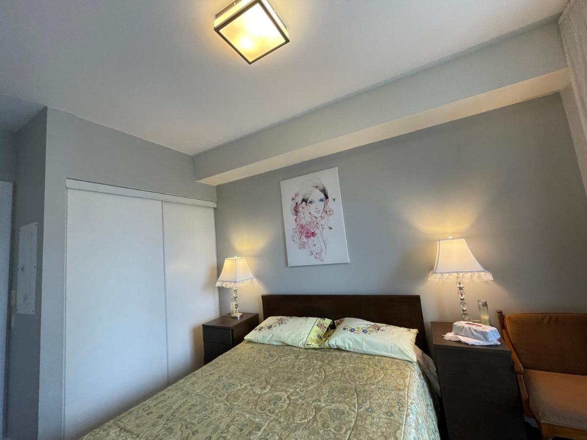 Luxury Condo With Cn Tower View Toronto Buitenkant foto